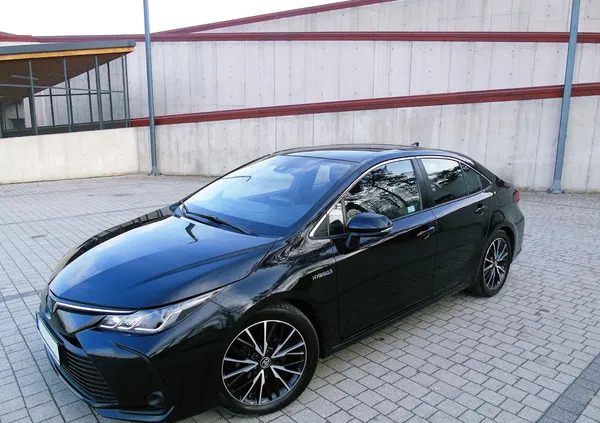 toyota corolla Toyota Corolla cena 76700 przebieg: 83000, rok produkcji 2019 z Chełmża